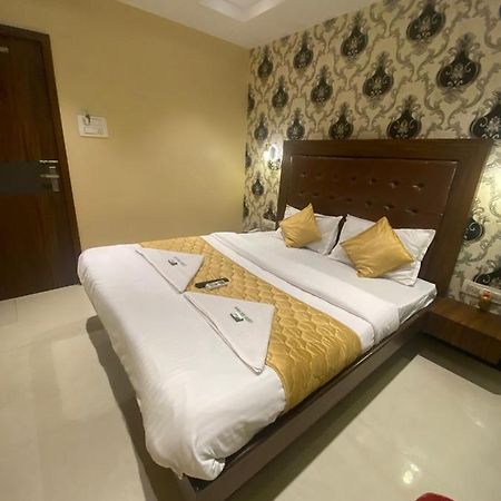 Hotel Garden Creek Residency - Near To Mumbai International Airport Exterior foto